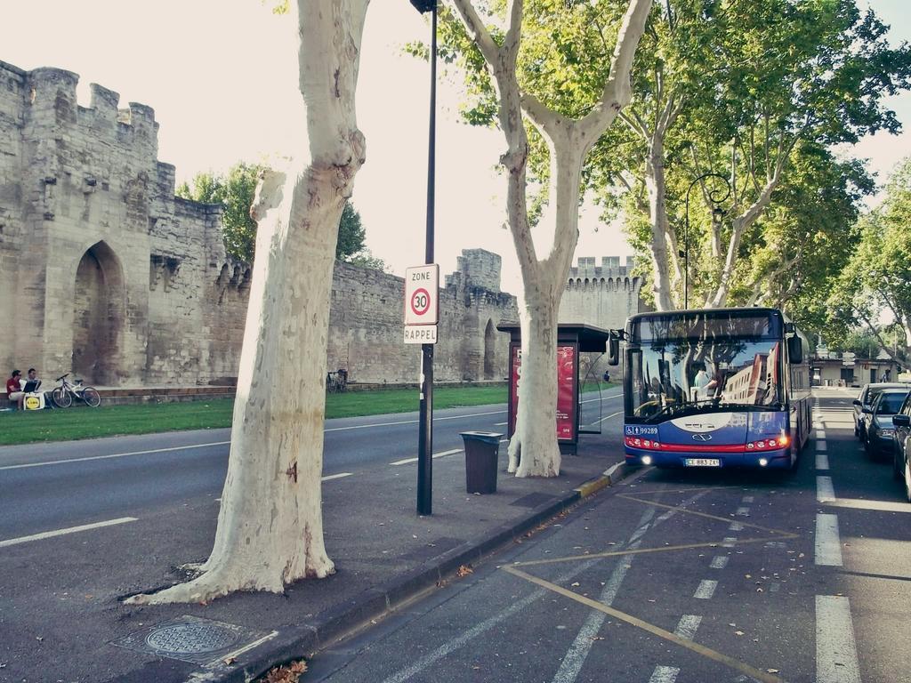 Aparthotel Sainte-Marthe Avignon Bagian luar foto