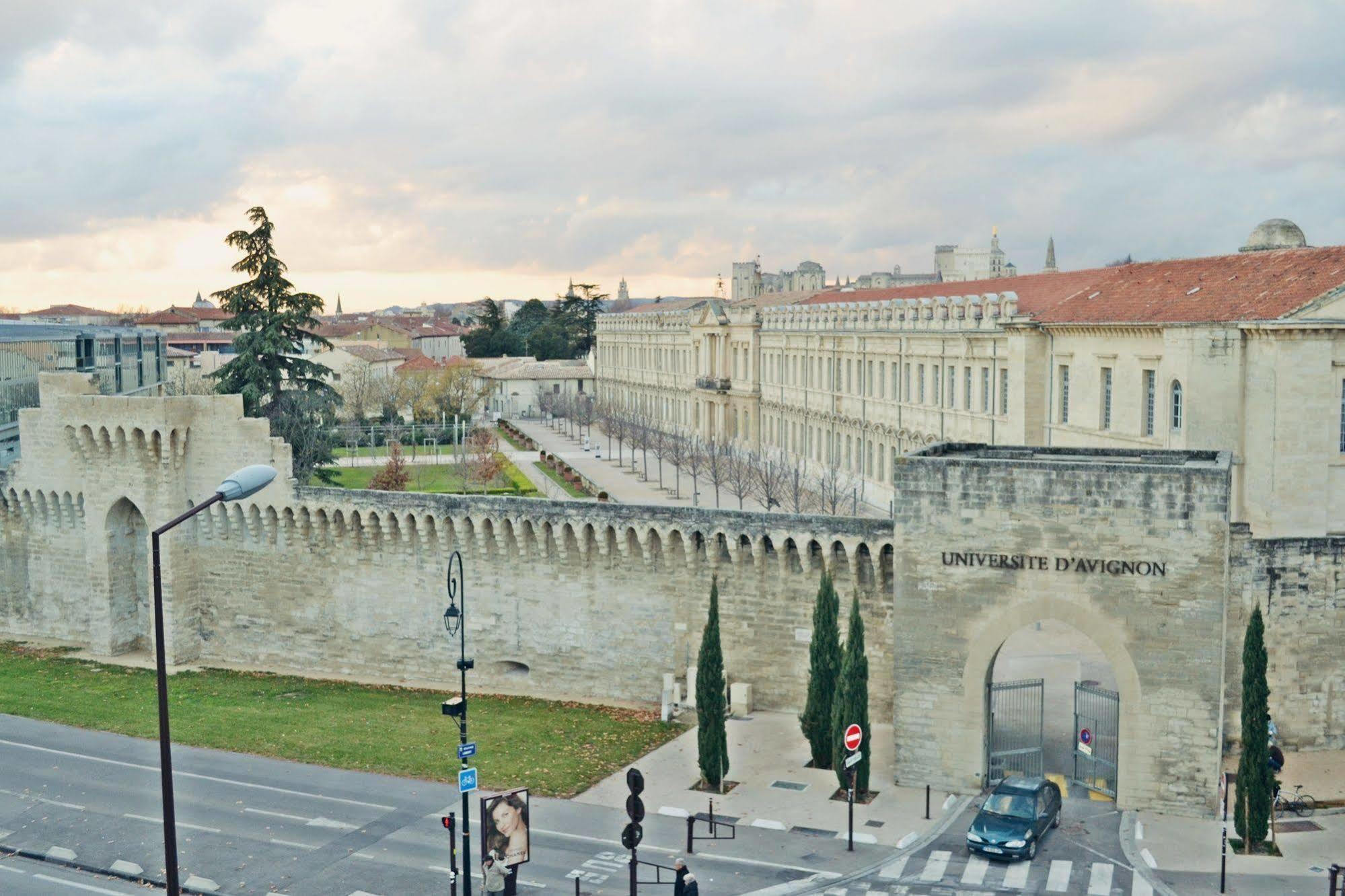 Aparthotel Sainte-Marthe Avignon Bagian luar foto